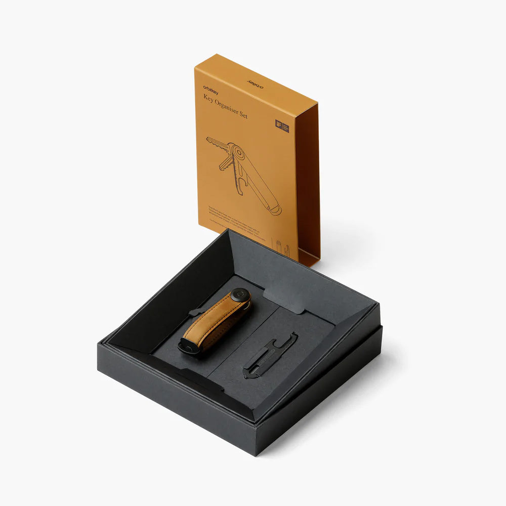 Orbitkey Gift Set - Crazy Horse Hell Braun Chestnut Brown with Black Stitching and Multi-Tool v2